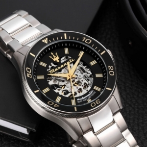 Zegarek Męski Maserati SFIDA R8823140014